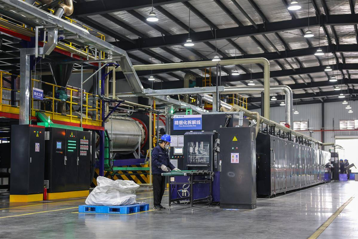 湖北景锂环保科技有限公司年产5万吨废旧锂离子电池回收及再生利用项目。