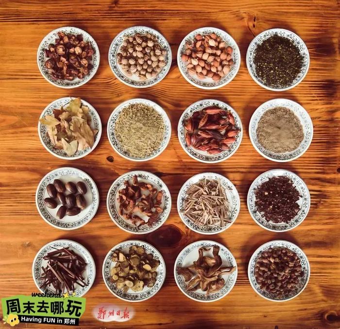 地址：郑州市惠济区江山北路（孙庄社区门口）阿恒香厨、阿恒鲜炒鸡店图片来源：郑州文旅