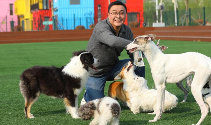 　　乖宝宠物食品集团董事长秦华 乖宝宠物供图