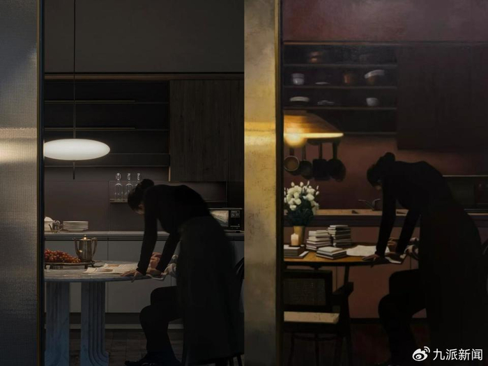 左为覃昭量摄影作品，右为张业兴《此刻》中画作。图/受访者提供