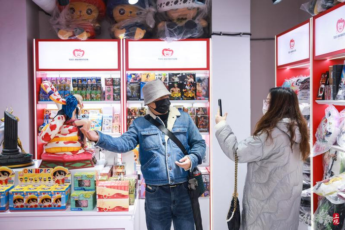 南京路步行街上二次元浓度高