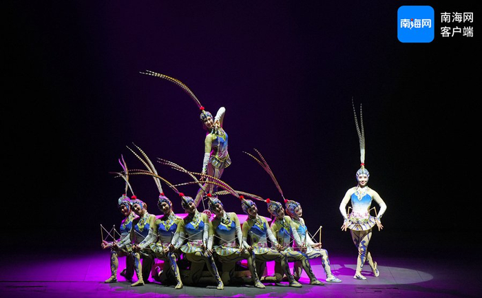 北京代表团带来《俏花旦》精彩演出。海报集团全媒体记者 汪承贤 摄