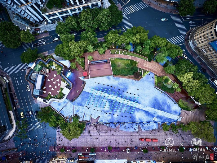 焕新后的世纪广场