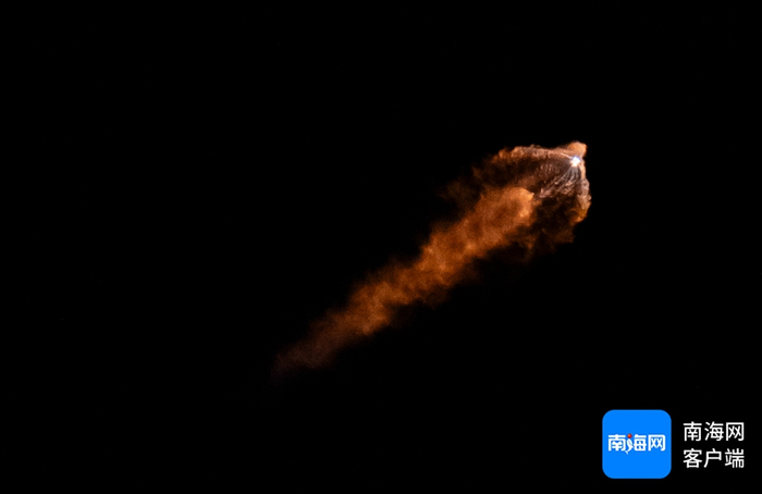 2024年11月30日22时48分，我国首个商业航天发射场海南商业航天发射场首次发射取得圆满成功。记者 李昊 摄