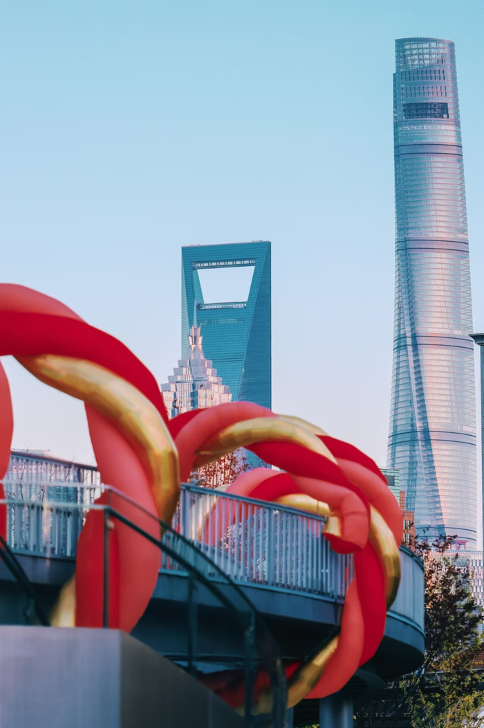 “结”下美好之缘。上海苏河湾万象天地供图