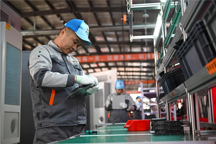 组装电池管理系统从控模块。