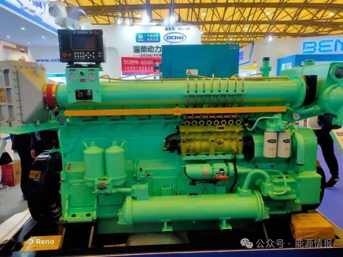 图3 淄柴动力开发的四冲程Z6170甲醇发动机