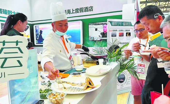 “闽投1号”出产的大黄鱼在行业展会上受欢迎。（资料图片）
