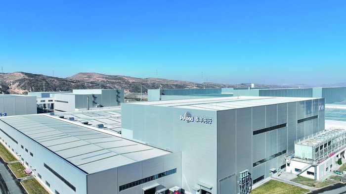 青海泰丰先行锂能科技有限公司。才让东珠 摄