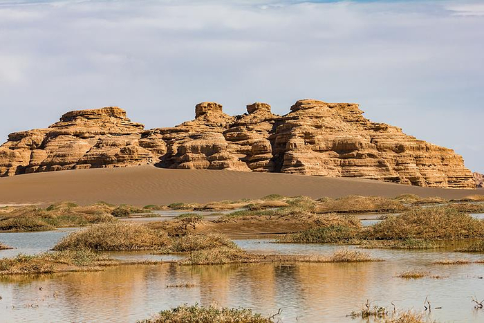 △敦煌雅丹国家地质公园