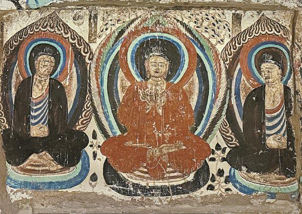             莫高窟石窟第285号窟（公元6世纪）主室东壁  三佛说法图          