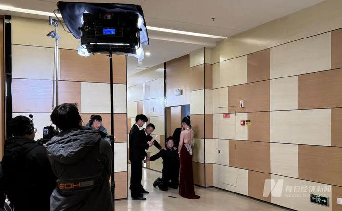 拍摄中的微短剧 图片来源：每经记者 王佳飞 摄