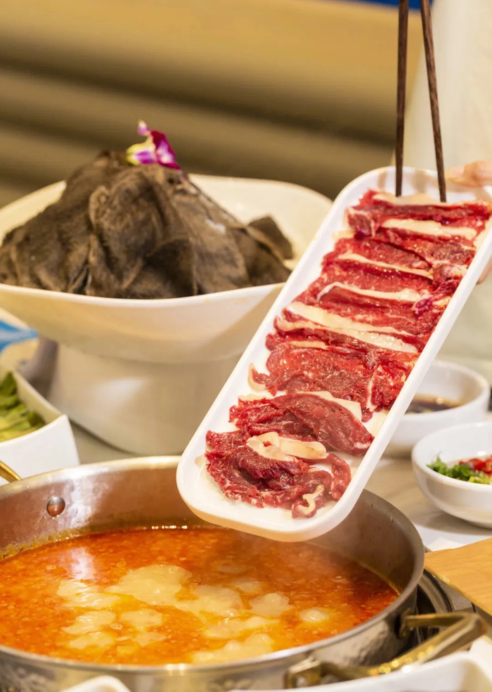 糟粕醋火锅。图片来源：三亚市旅游发展局