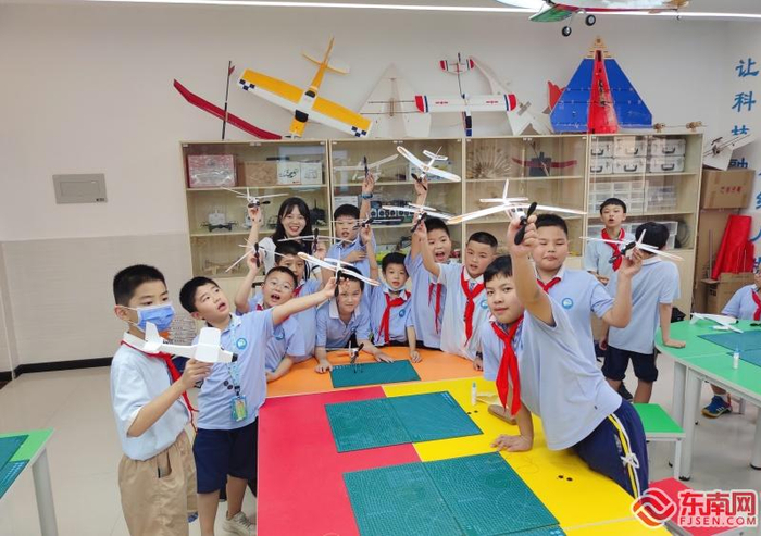 福建师大东侨实小成为省级航天特色校