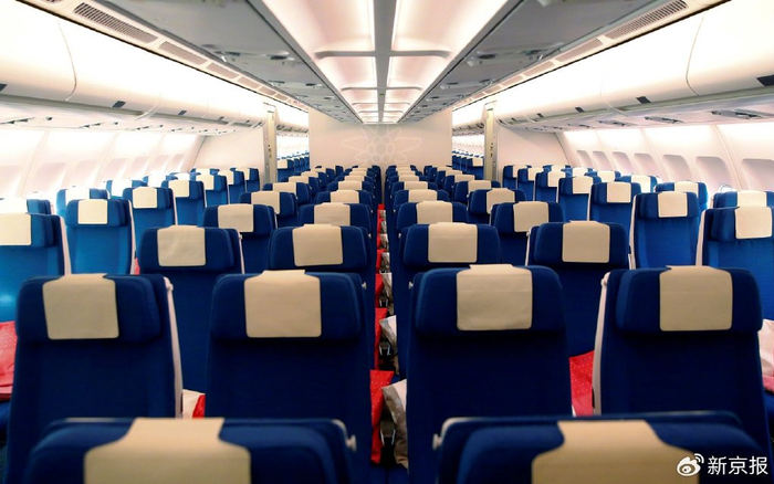 飞机机舱。 图/IC photo