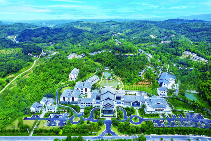  聆心谷温泉康养旅游片区一隅  受访单位供图