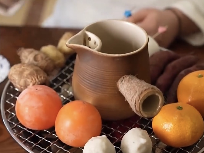 围炉煮茶，图源央视网