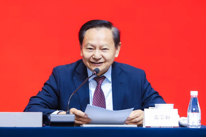 △中国轻工业联合会党委书记、会长张崇和