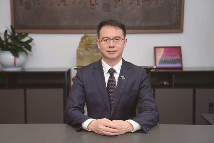 　　嘉兴银行党委书记 董事长 林斌