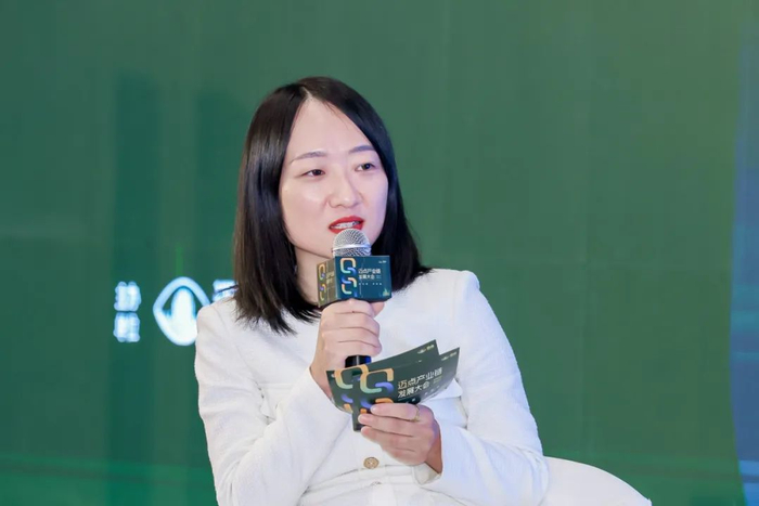 ▲图注：艺龙酒店科技启程酒管品牌建设与营销负责人乔杉