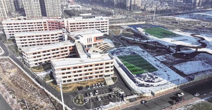     安宁一中北校区航拍