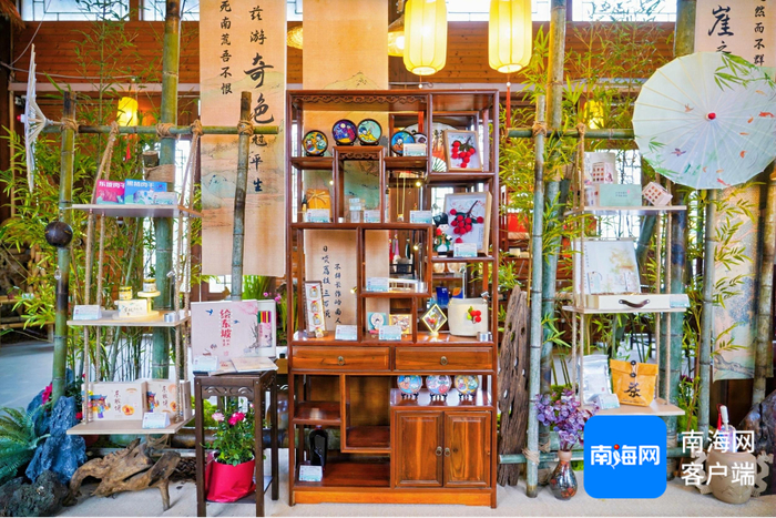 　　海南东坡文化旅游商品展销活动现场。受访者供图