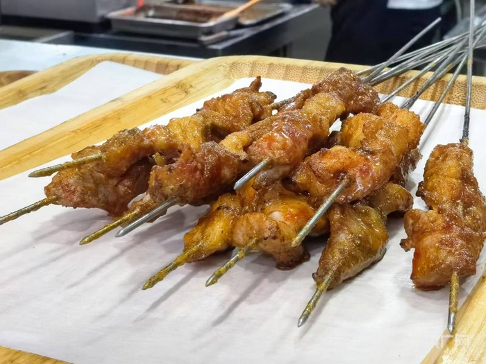 嘉峪关烤肉（央广网记者 邸文炯 摄）