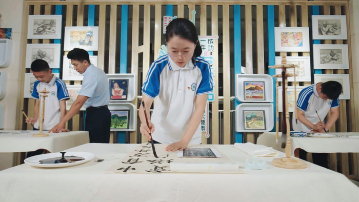 情感共鸣促成长