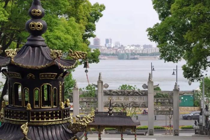 清明节期间日照市区公用事业平稳运行