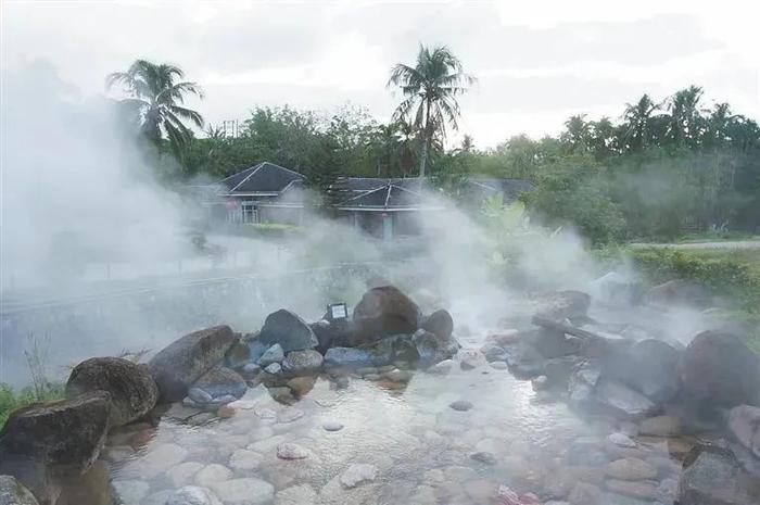 保亭七仙岭温泉。海南日报全媒体记者 王凯 摄