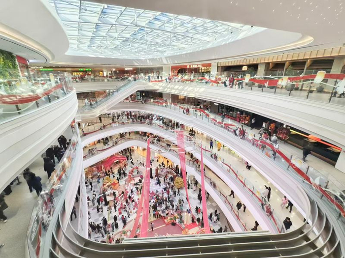 海淀大悦城将传统文化与时尚新潮相结合，打造了最具特色的6大商业空间。新京报记者 浦峰 摄