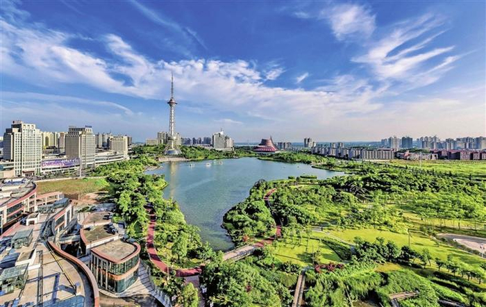     株洲神农城    易跃跃摄