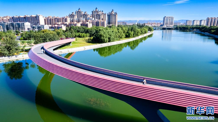 　　这是2024年8月15日拍摄的呼和浩特市城市风光。王劭凯 摄