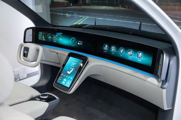 厦门友达光电车载显示产品