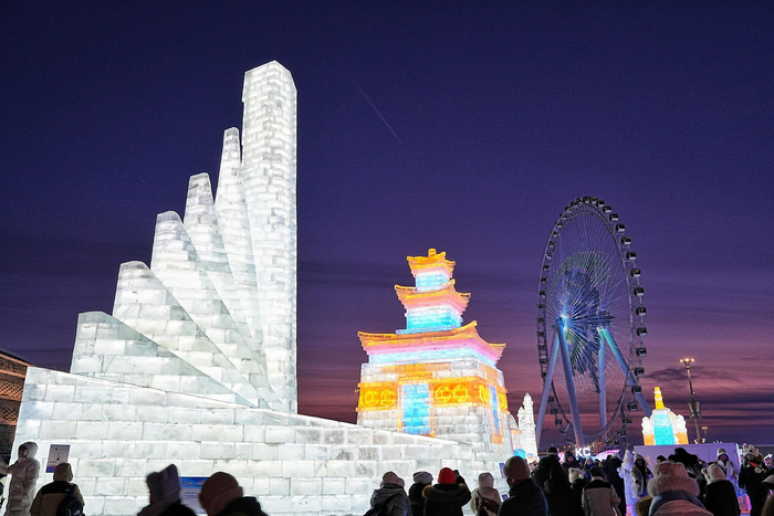 璀璨耀眼的冰建筑