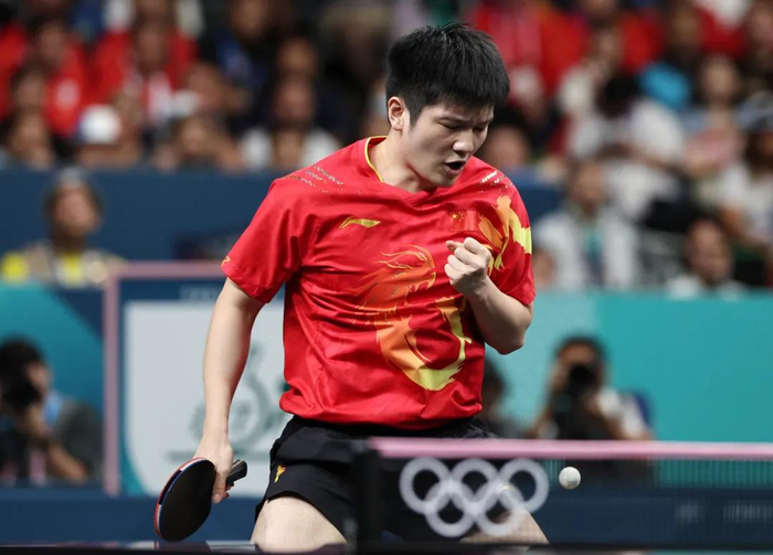 8月4日，樊振东在比赛中。新华社记者 王东震 摄