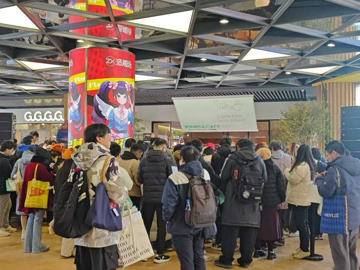 新海诚作品café全球首店揭幕。劳动报记者陆燕婷 摄影