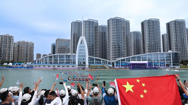 杭州亚运会龙舟比赛在温州进行 赵用 摄