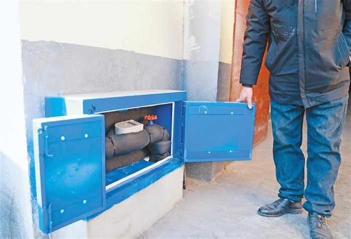 村民家的入户水表