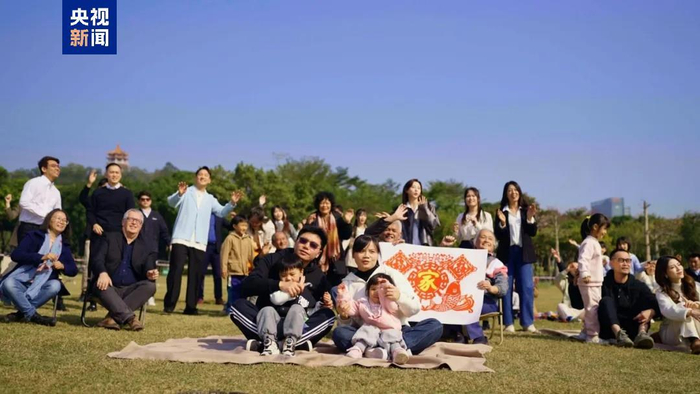 海阔天高，奔赴未来