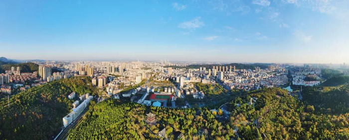 荆门全景。张兆宇 摄