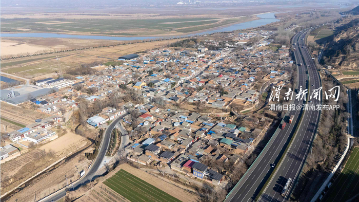 航拍潼关县四知村一角