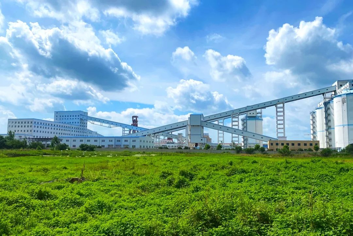 ▲兖矿能源万福矿井及选煤厂