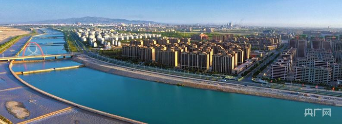 嘉峪关市全貌（央广网发 嘉峪关市委宣传部供图）