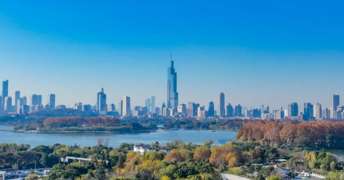 南京城。南京日报/紫金山新闻记者 董家训 摄 