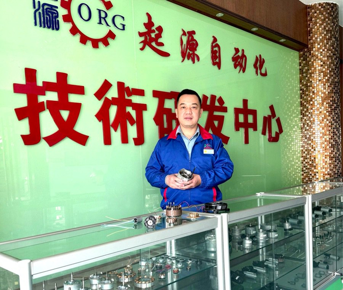 东莞市起源自动化科技有限公司创始人李启元。受访者供图