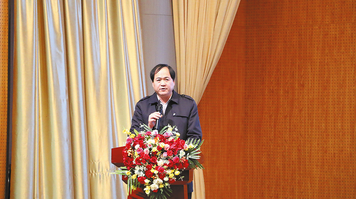 合阳县城关中学校长 蒋永春