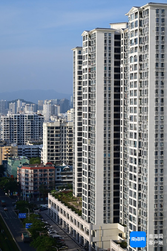 　　位于三亚市天涯区的一处安置房项目。记者 沙晓峰 摄