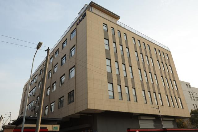 图说：上海欧唯斯工具制造有限公司在外冈镇的新建厂房。