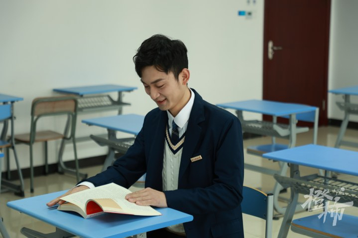 肖晨在“小哥学院”学习（照片本人提供）